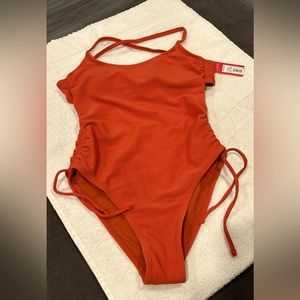 NWT Ladies Ribbed One Piece Bathing suite, Burnt Orange - M (4/6)